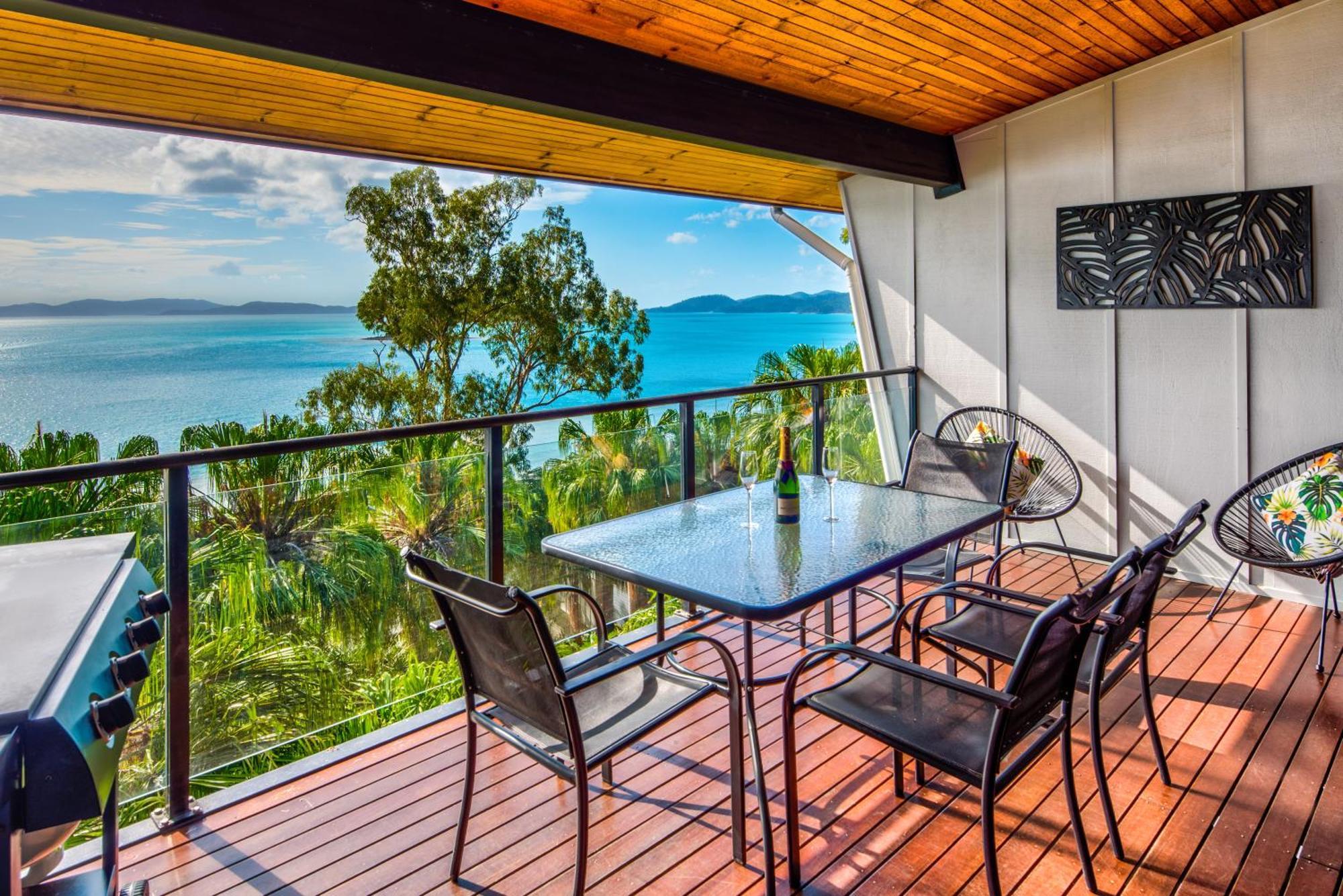 Shorelines Hamilton Island Exterior photo