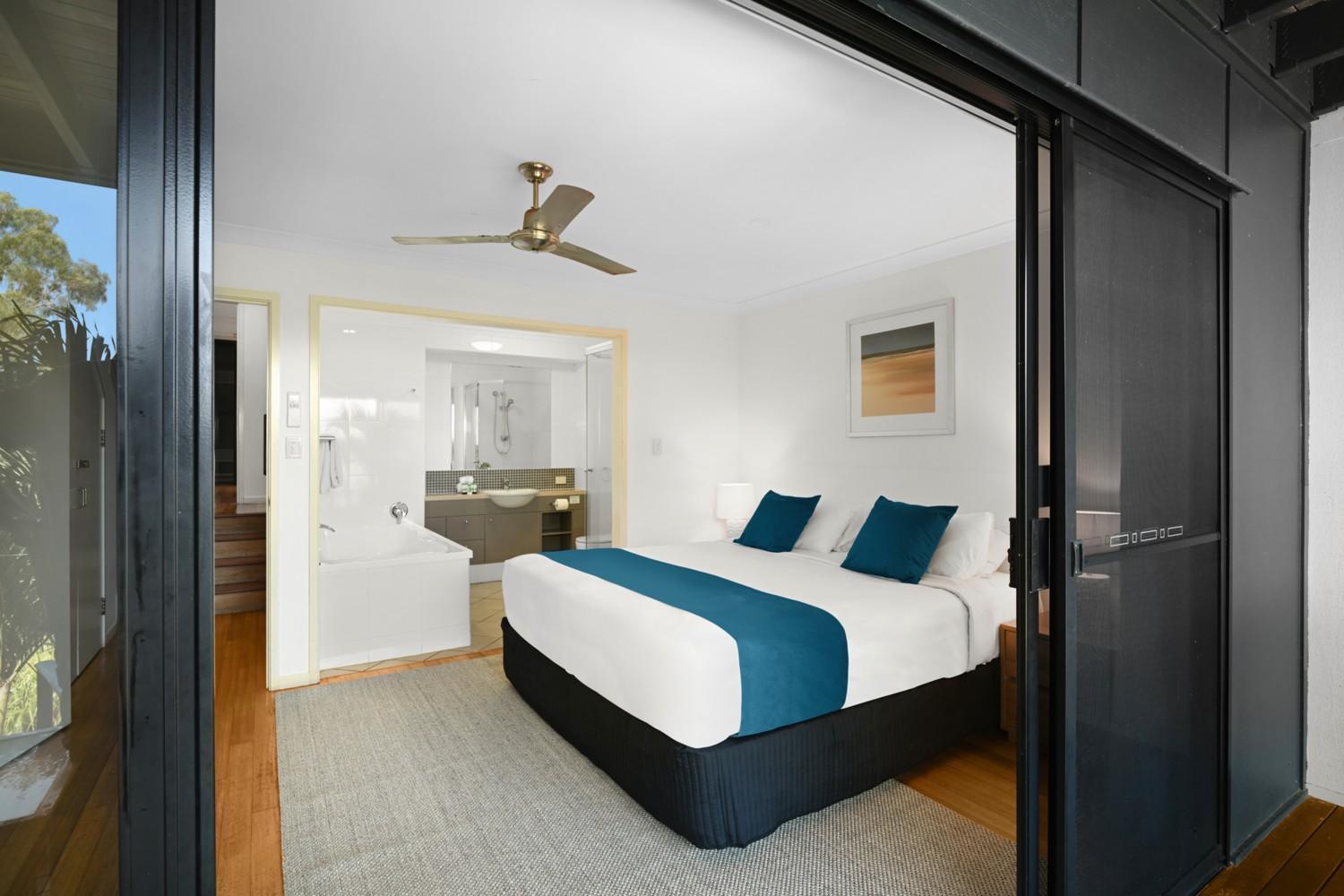 Shorelines Hamilton Island Exterior photo